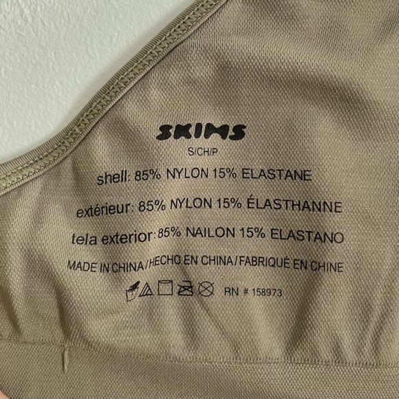 Skims Soft Smoothing Bralette - Picture 6 of 7